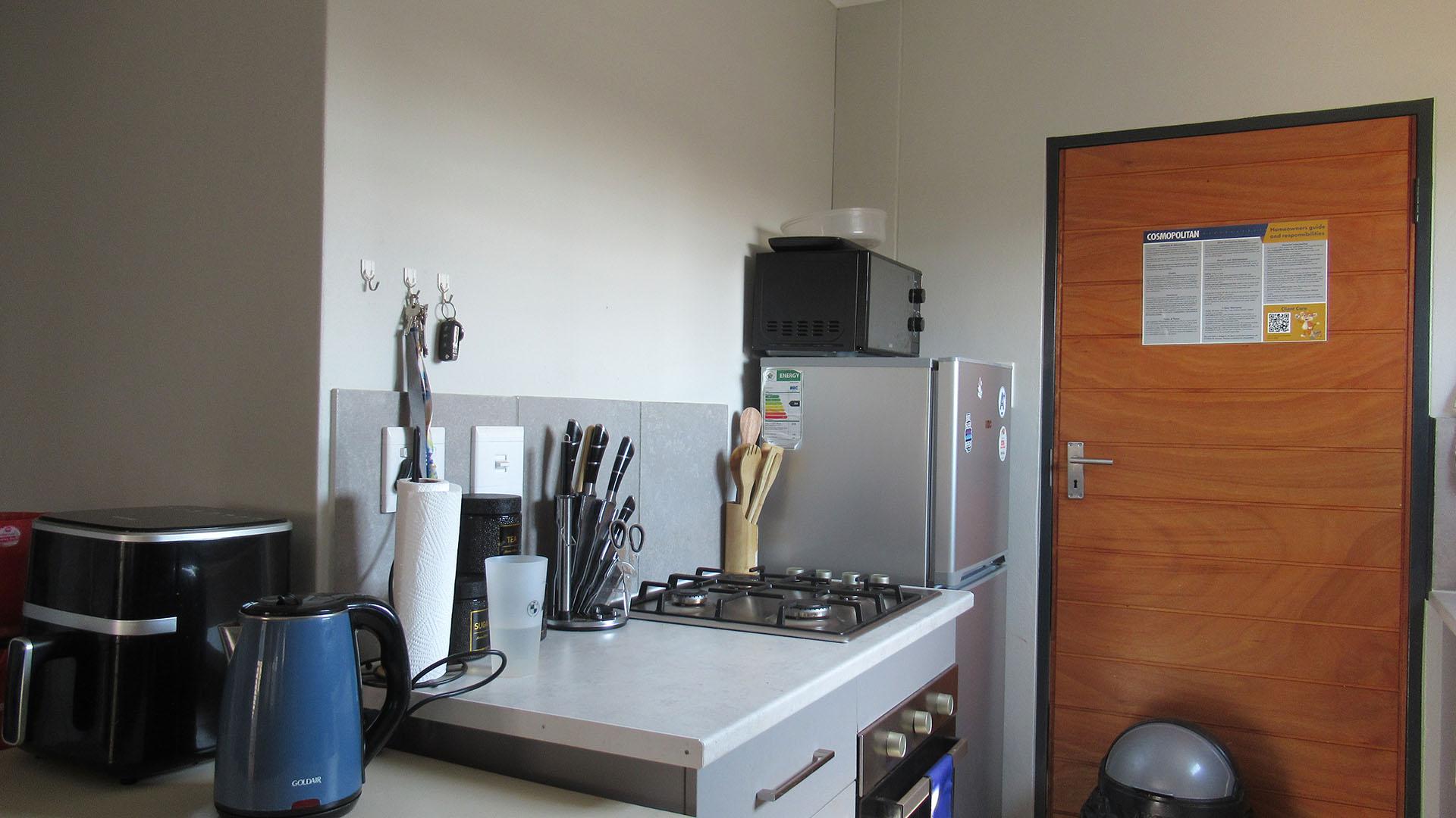 Kitchen - 4 square meters of property in Protea Glen
