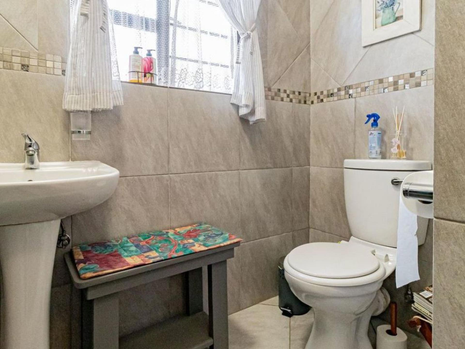  of property in Rietvalleirand