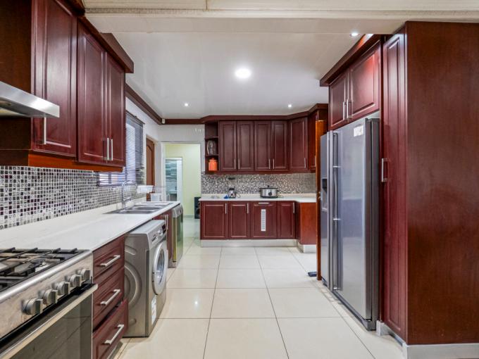 5 Bedroom House for Sale For Sale in St Winifreds - MR712826