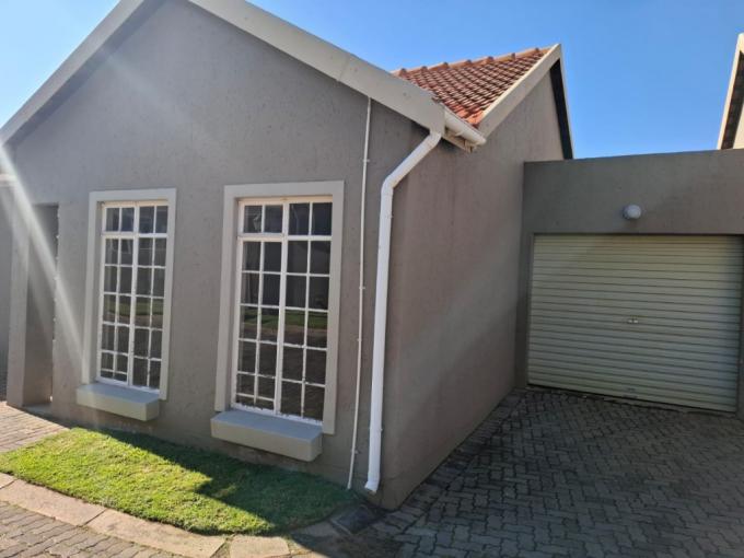 3 Bedroom Simplex to Rent in Heidelberg - GP - Property to rent - MR712840