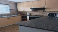 Kitchen of property in Die Hoewes
