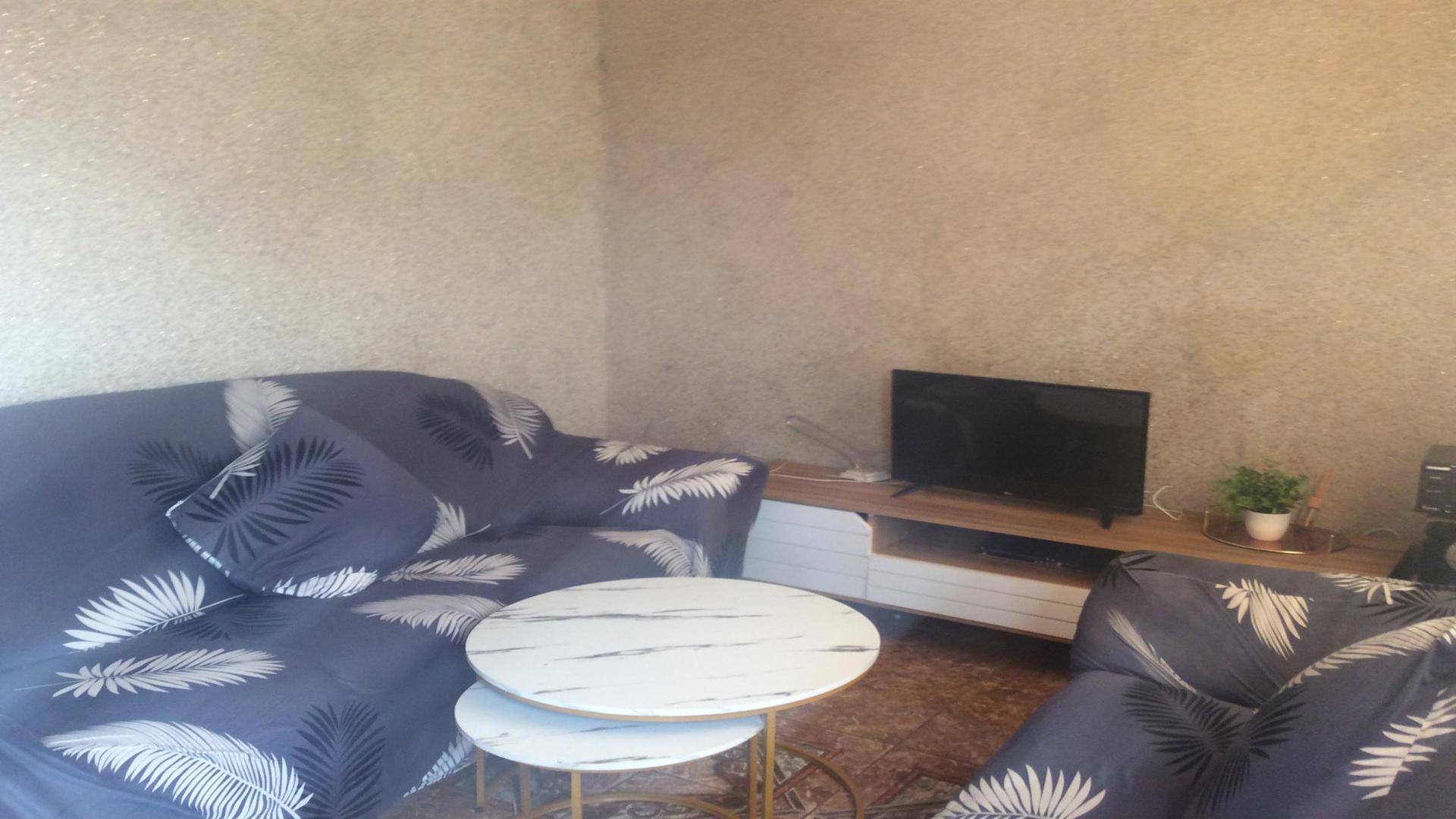 Lounges of property in Uitenhage