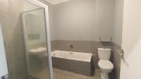 Main Bathroom - 9 square meters of property in Umbogintwini