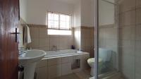Bathroom 1 - 6 square meters of property in The Reeds