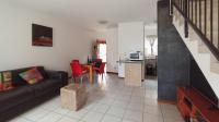 Lounges - 19 square meters of property in The Reeds