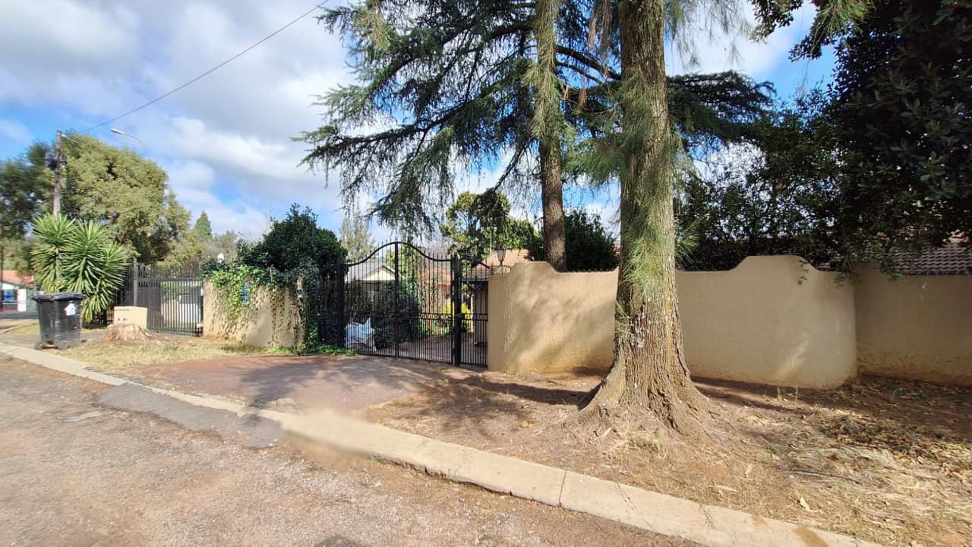 Front View of property in Wilgeheuwel 