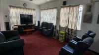 Lounges of property in Villieria
