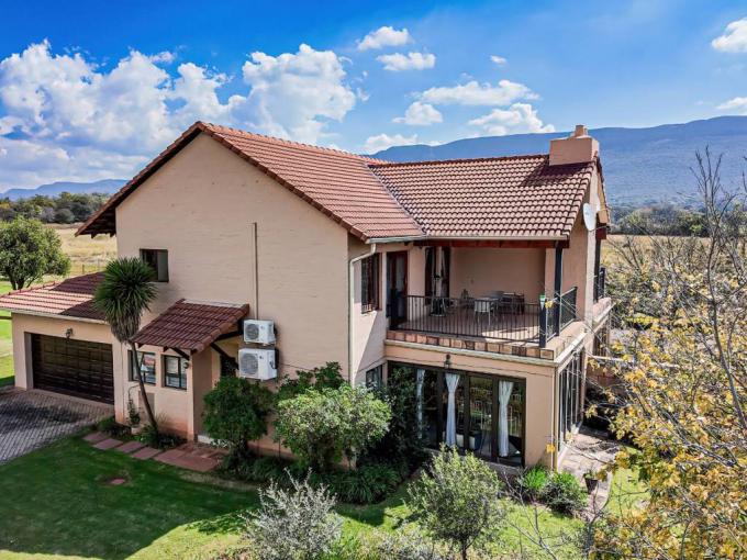 3 Bedroom Simplex for Sale For Sale in The Coves - MR712970