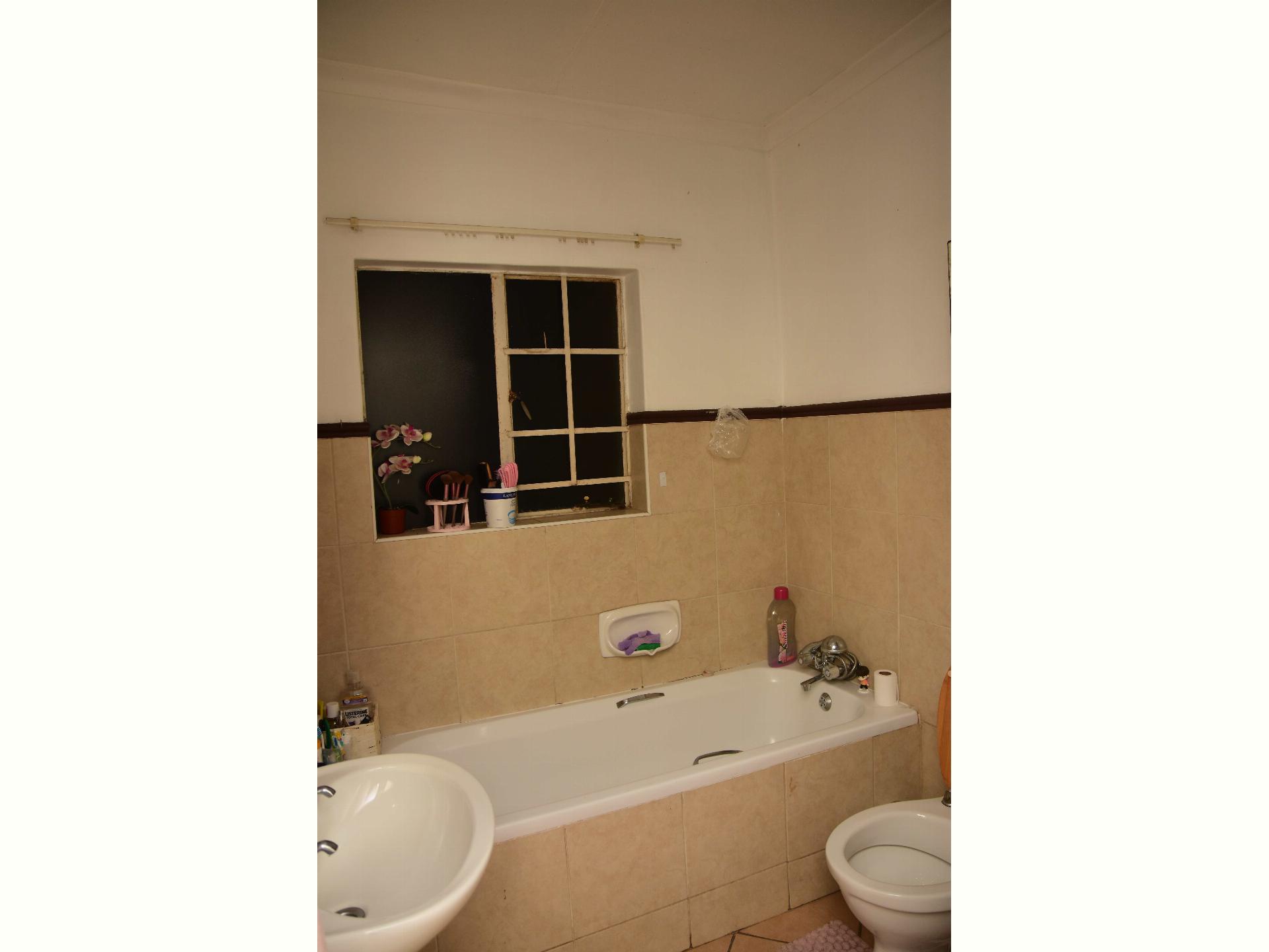 of property in Centurion Central
