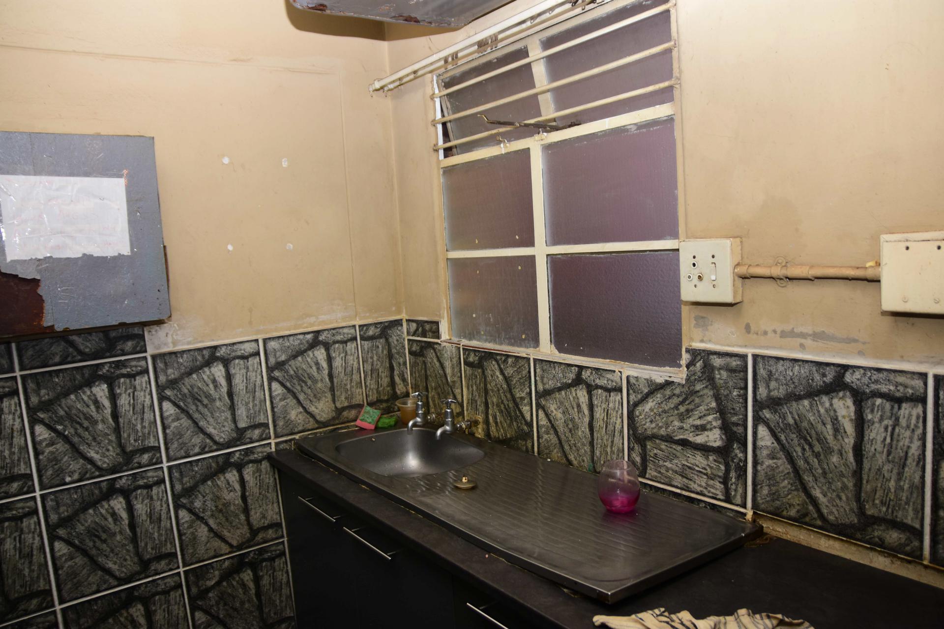  of property in Sunnyside