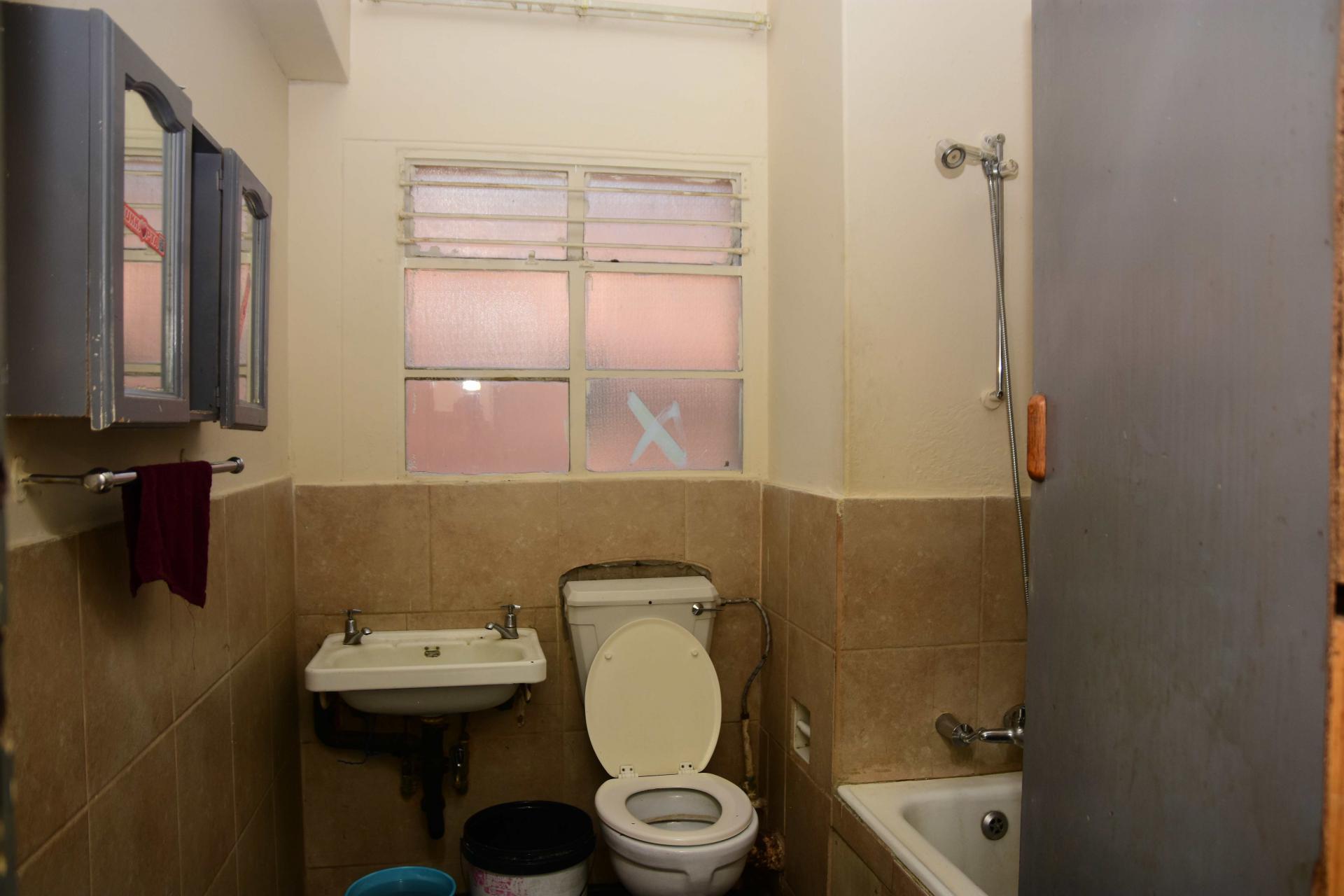  of property in Sunnyside