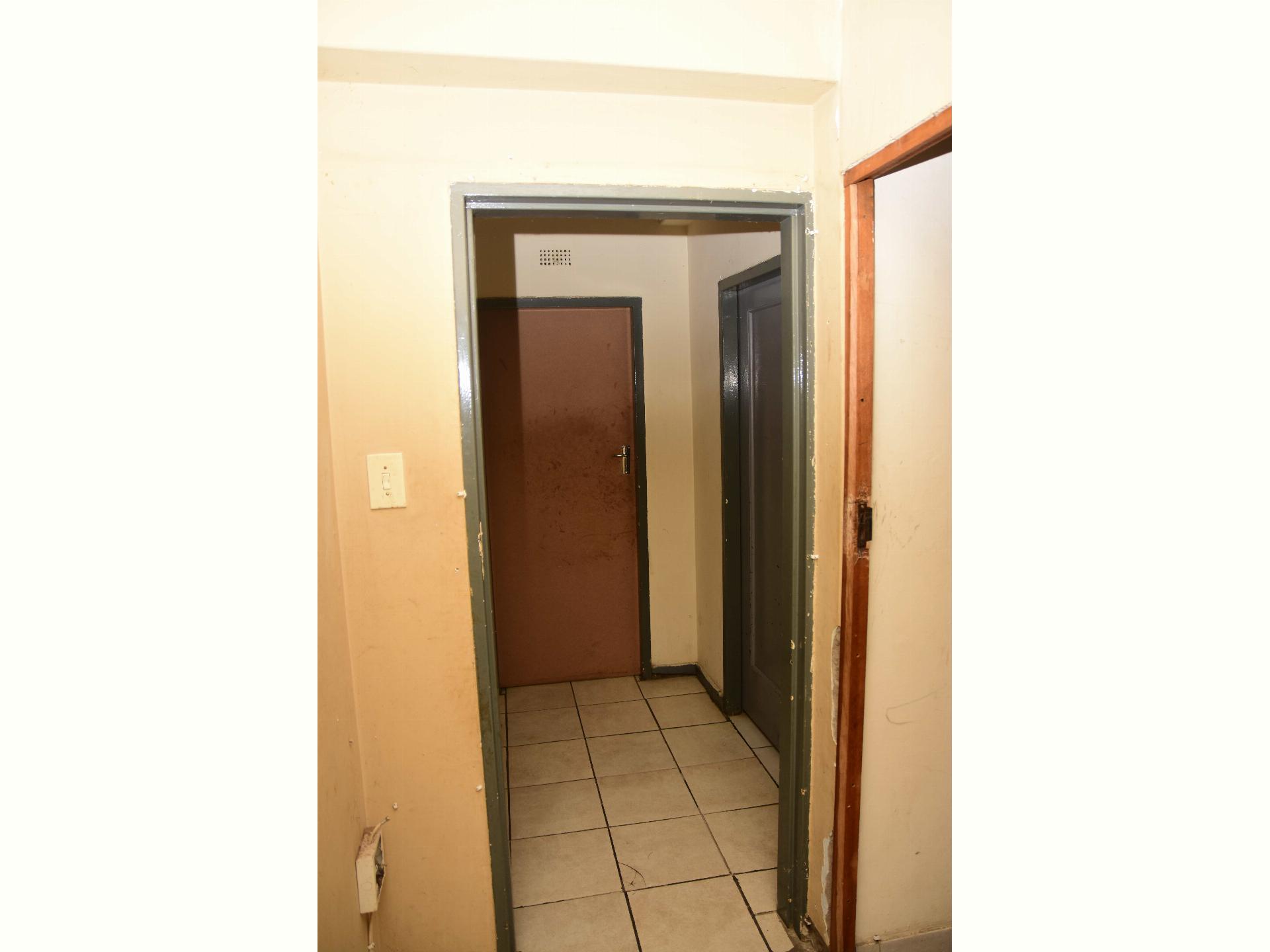  of property in Sunnyside
