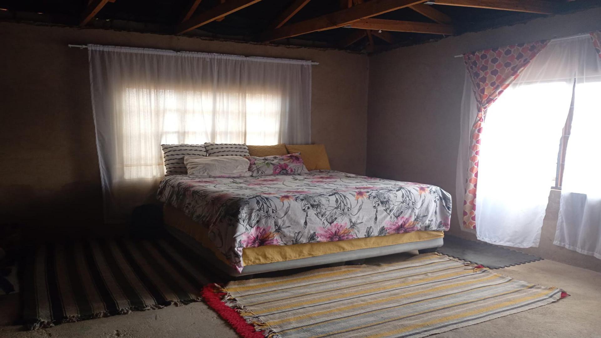 Bed Room 1 of property in Siyabuswa-C