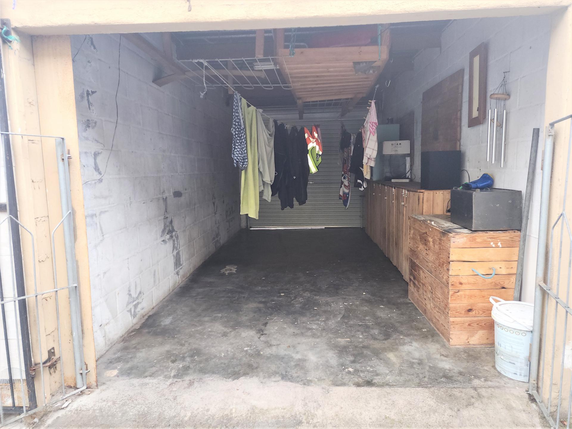  of property in Parow Central