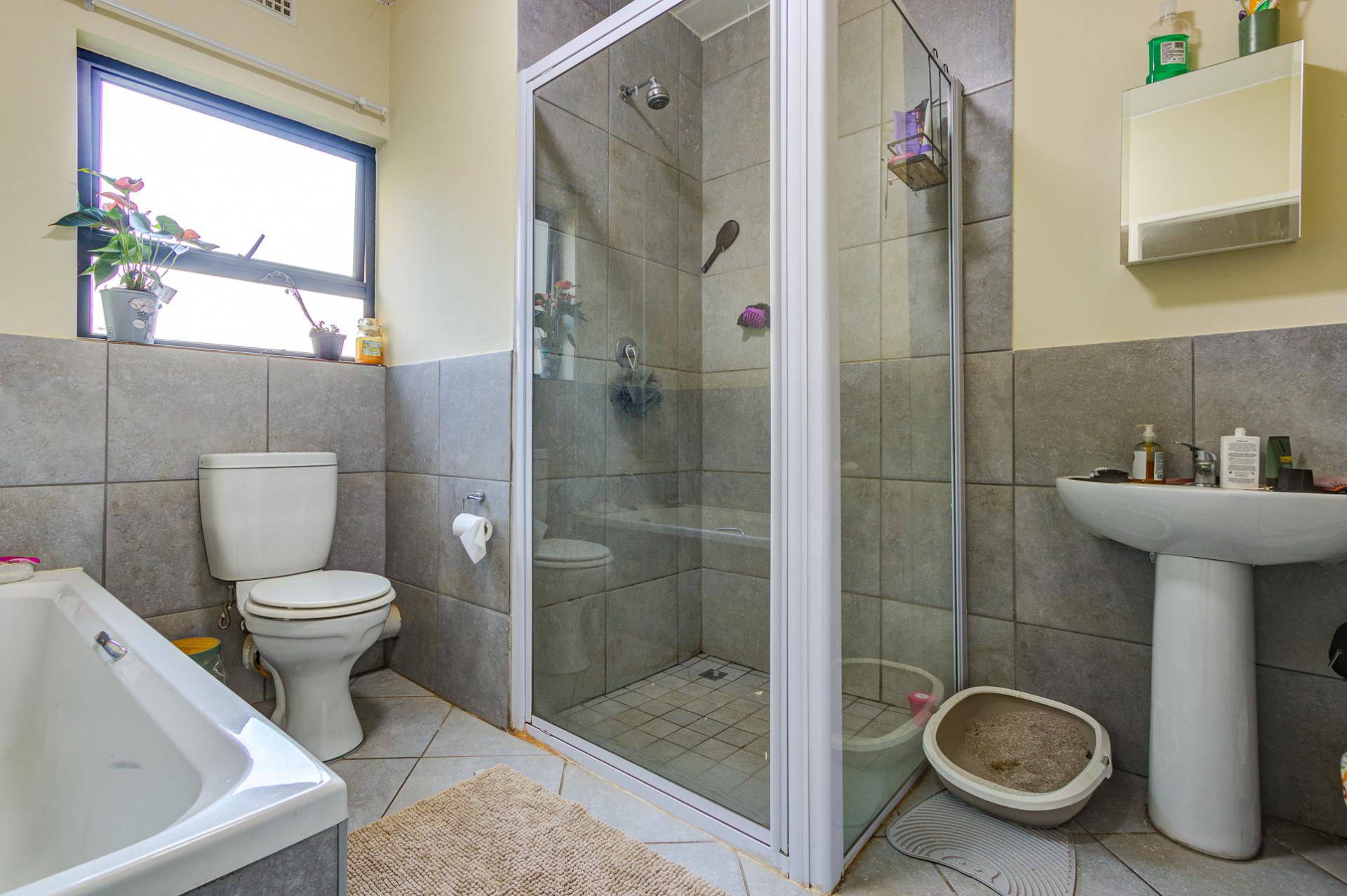  of property in Norton's Home Estates