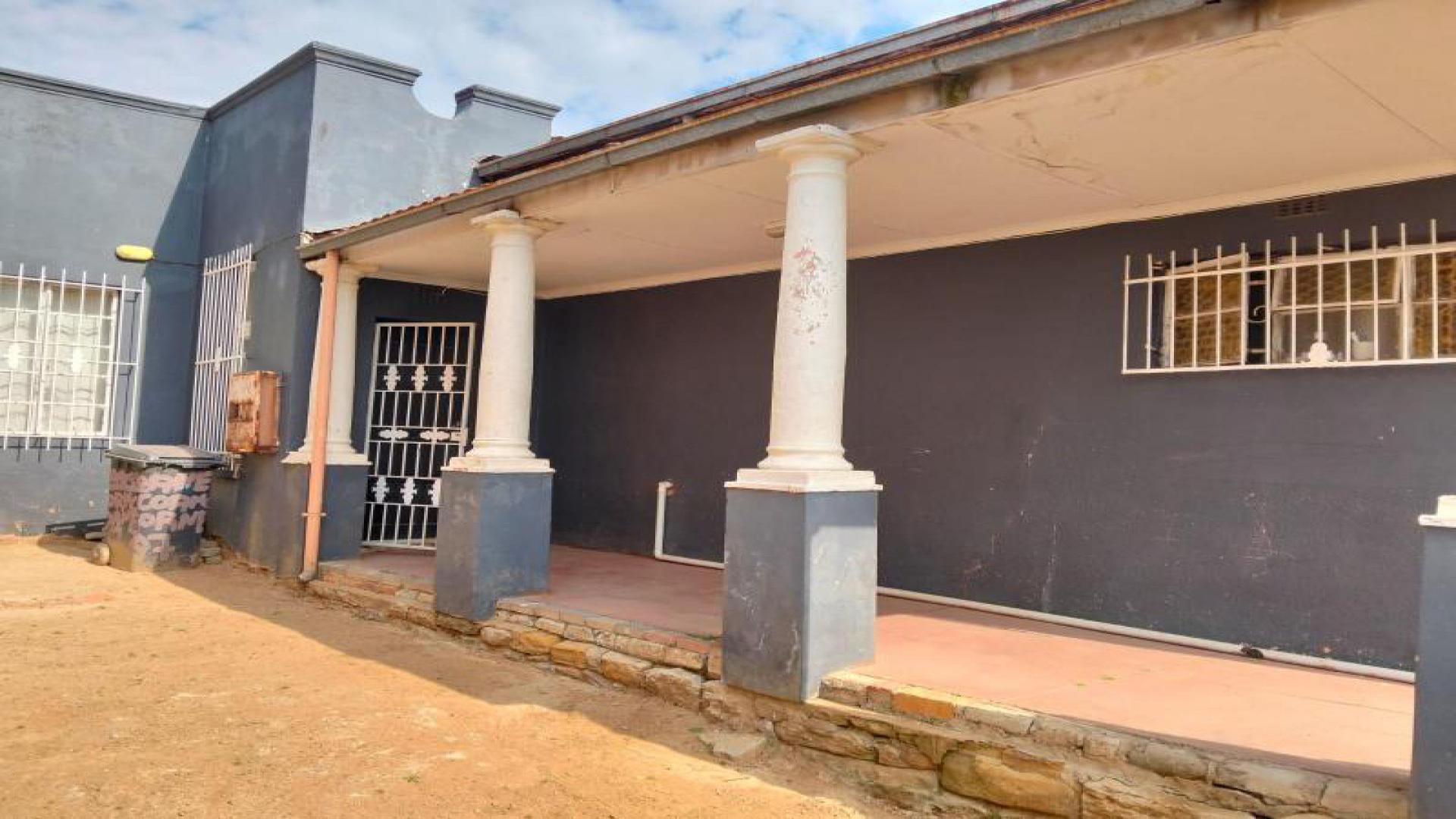 Patio of property in Forest Hill - JHB