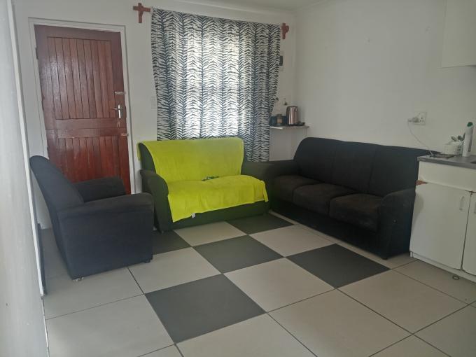 2 Bedroom House for Sale For Sale in Woodlands - CPT - MR713072