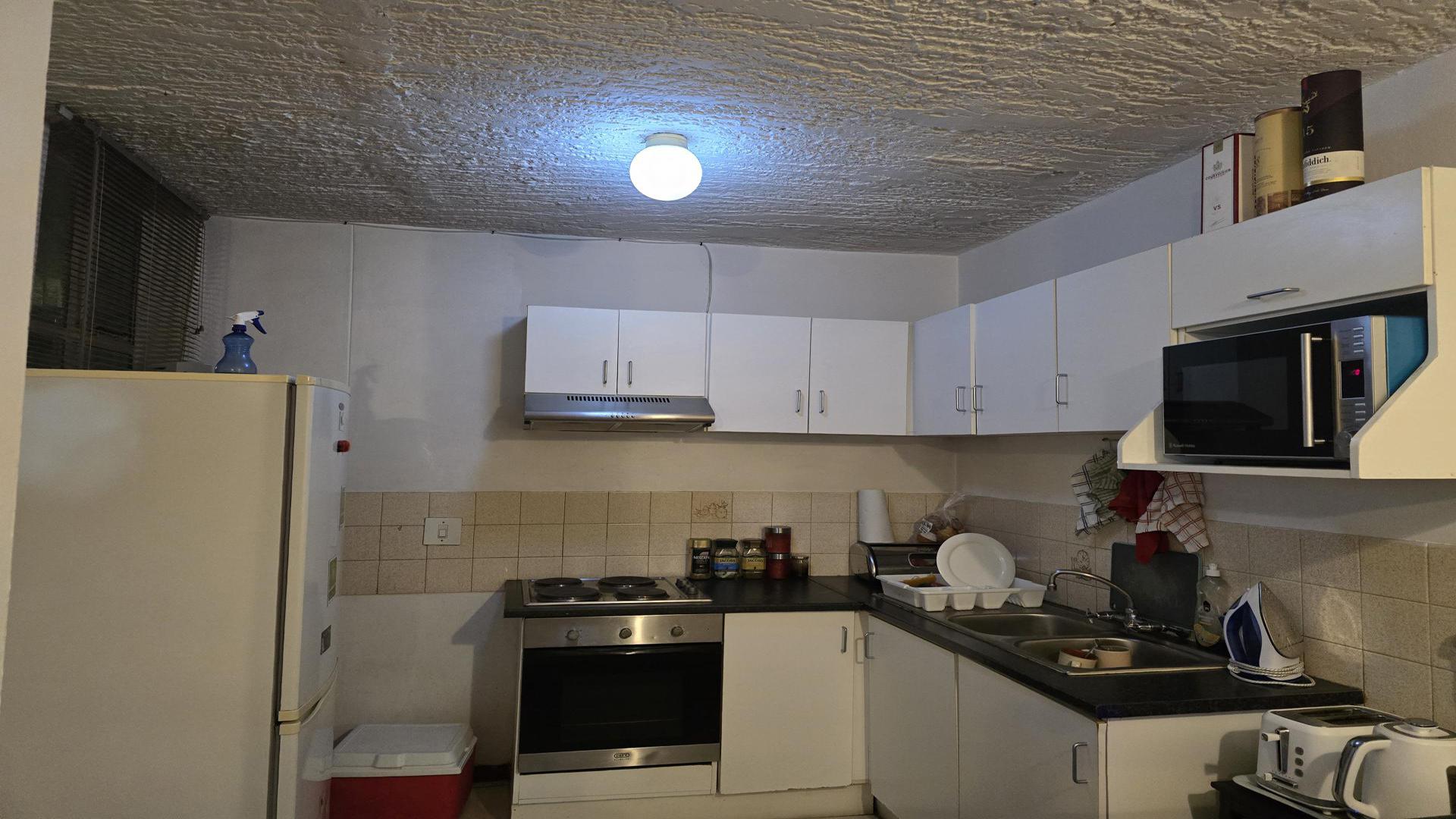 Kitchen of property in Silverton