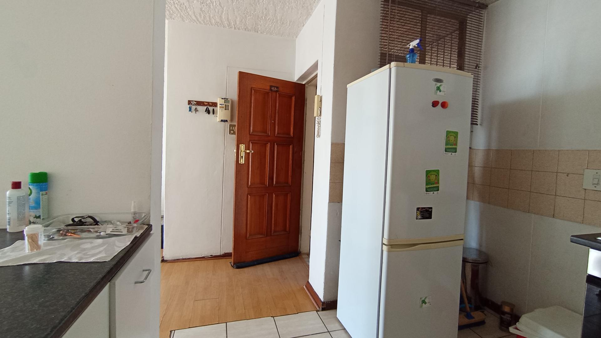 Kitchen - 8 square meters of property in Silverton