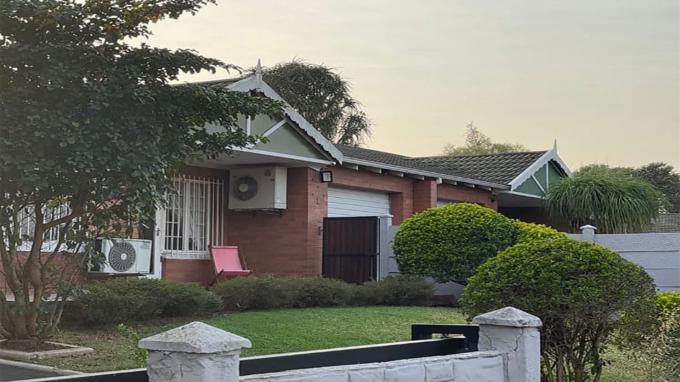 2 Bedroom Freehold Residence for Sale For Sale in Hayfields - Home Sell - MR713087