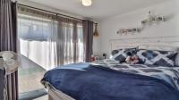 Bed Room 1 of property in Wellington