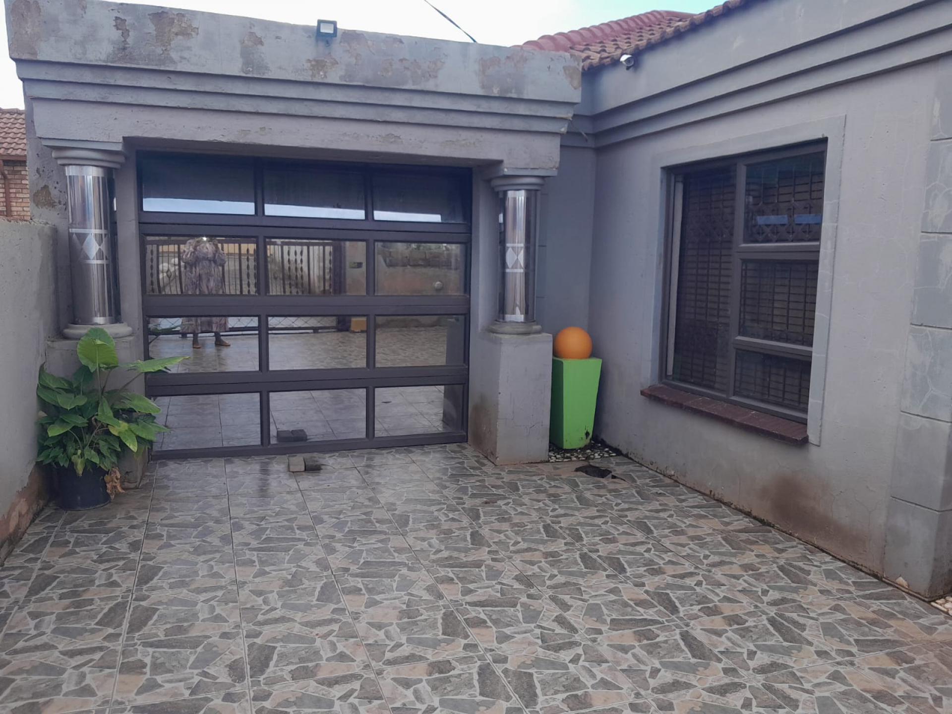  of property in Lotus Gardens