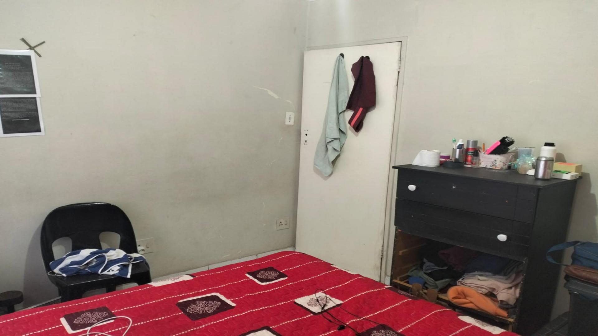 Bed Room 2 of property in Eldorado Park AH