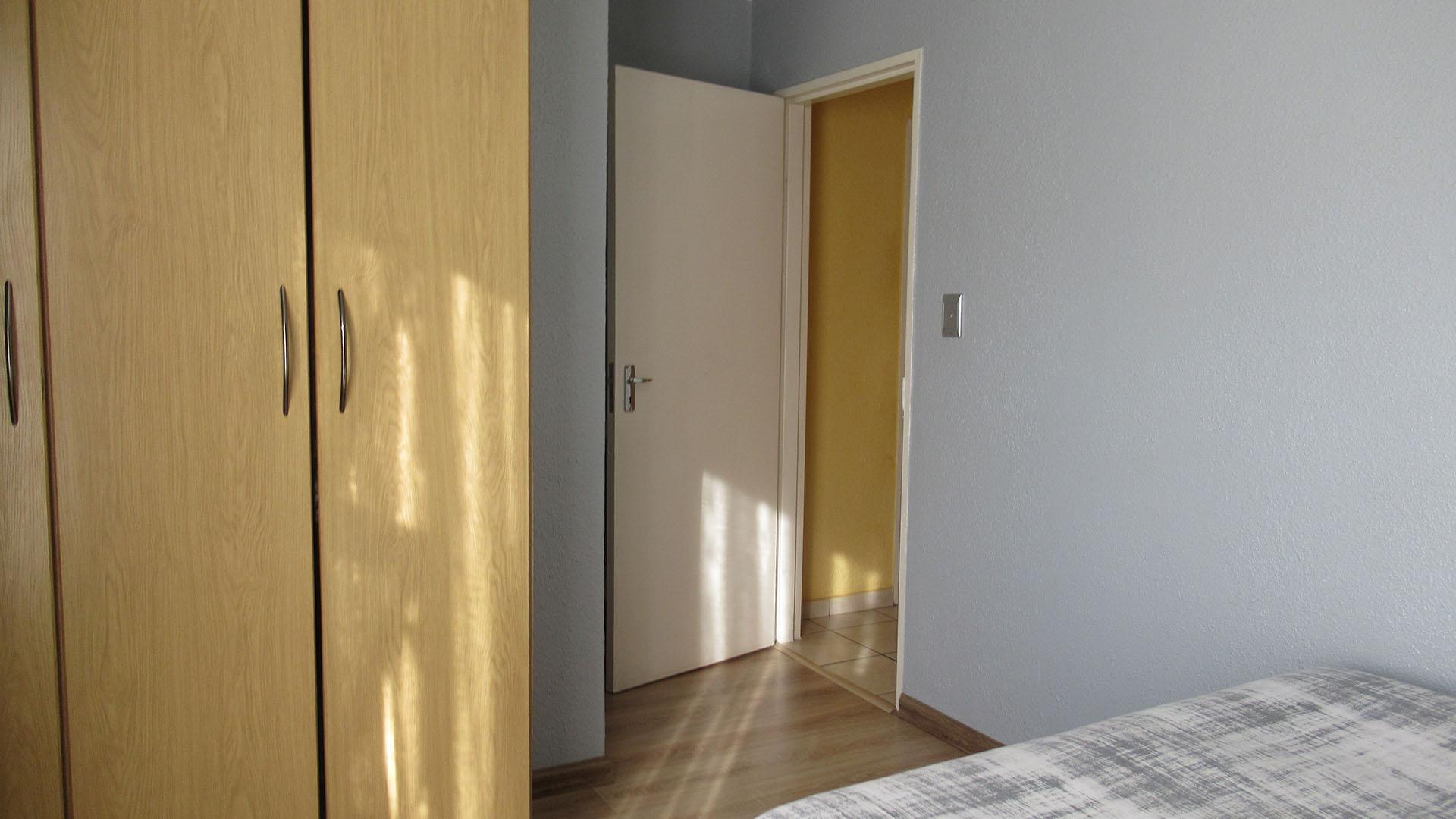 Bed Room 2 - 11 square meters of property in Kibler Park