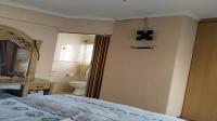 Main Bedroom of property in Kibler Park