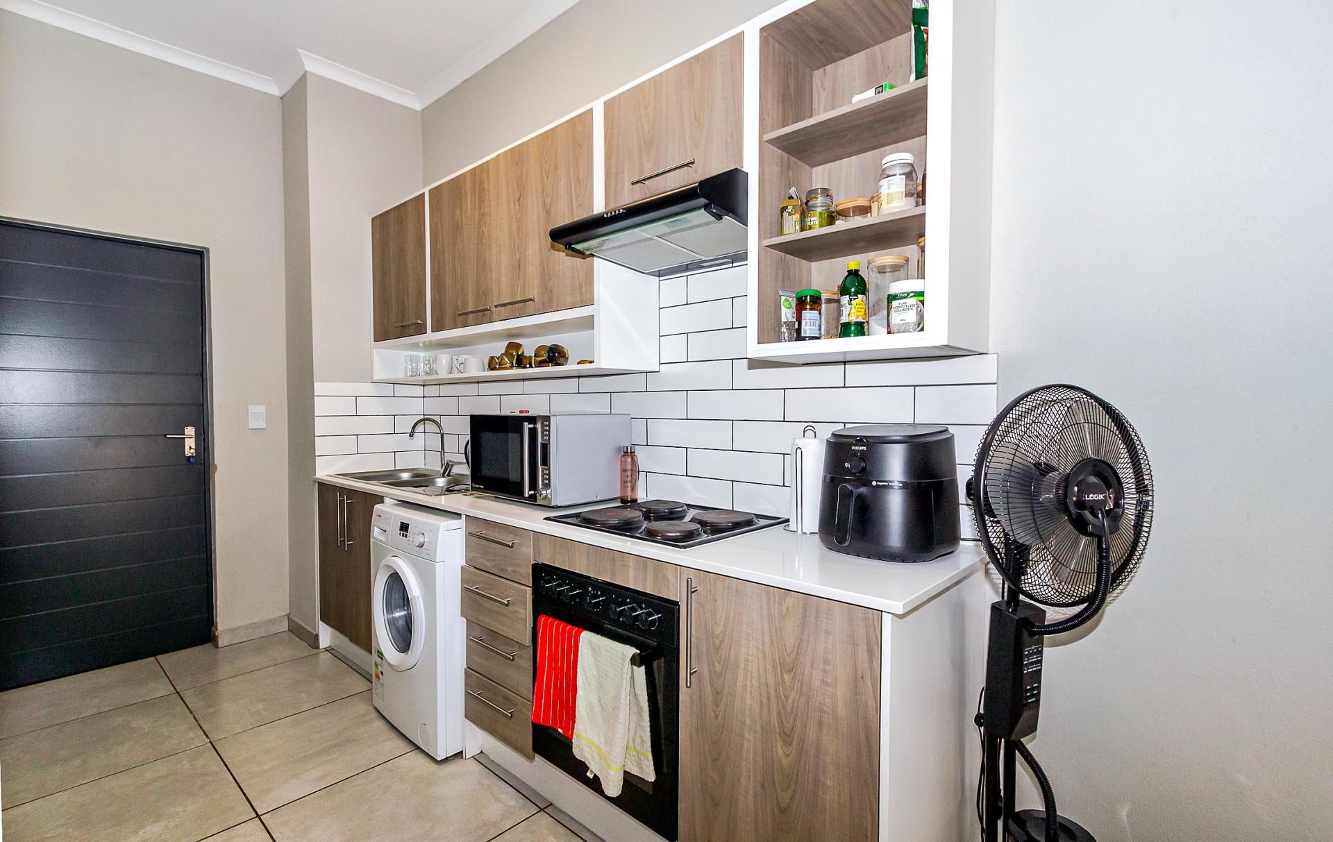  of property in Glen Marais