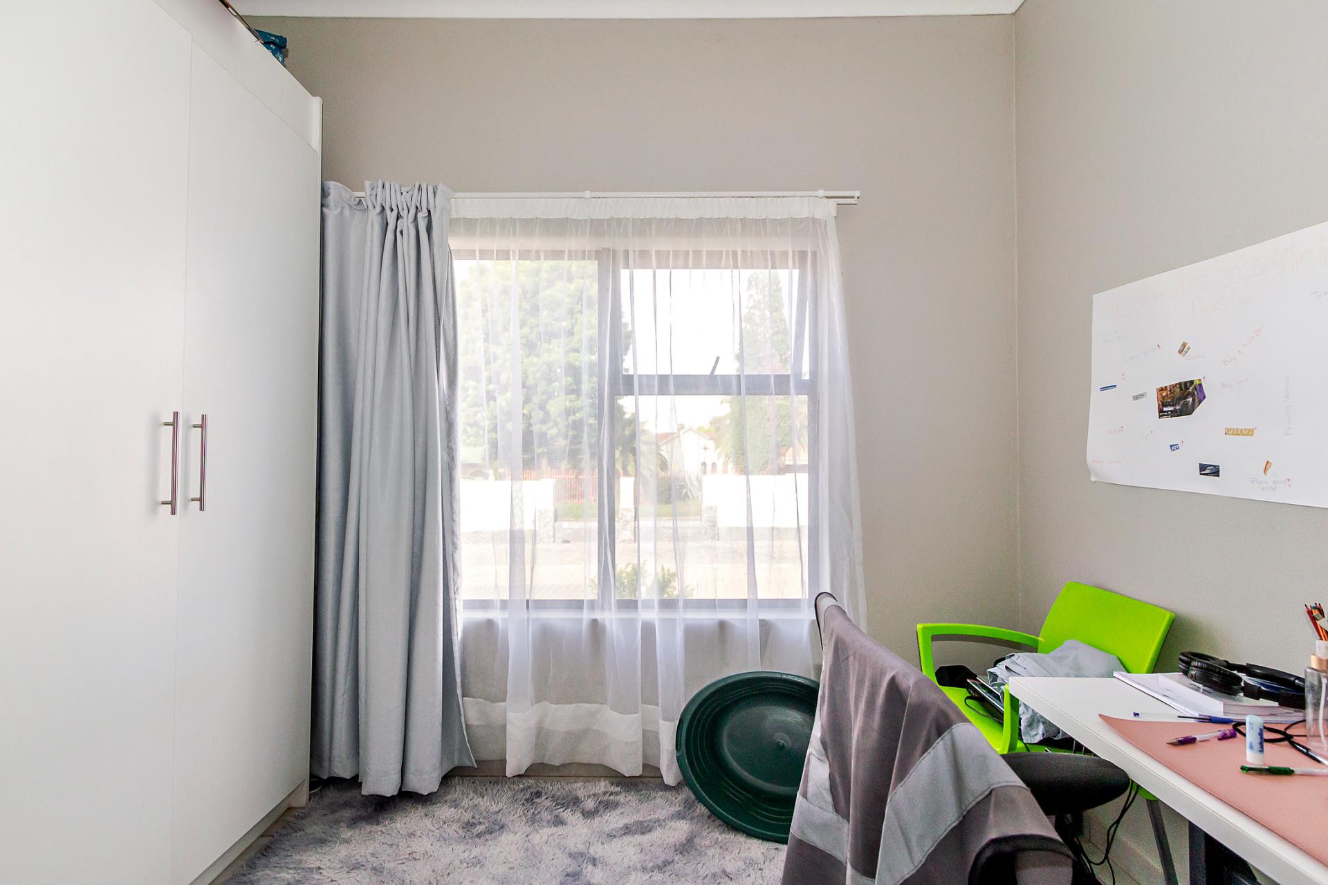  of property in Glen Marais