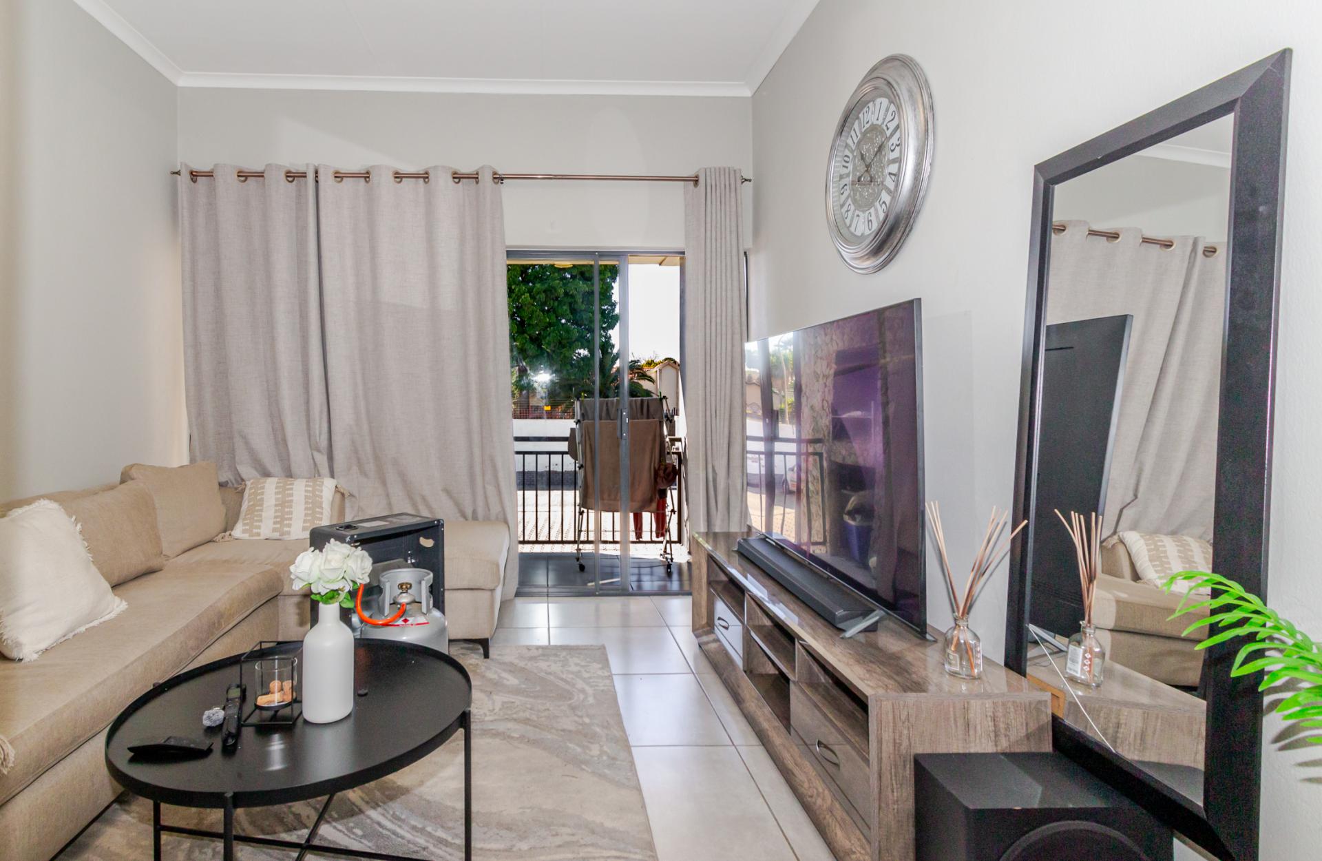  of property in Glen Marais