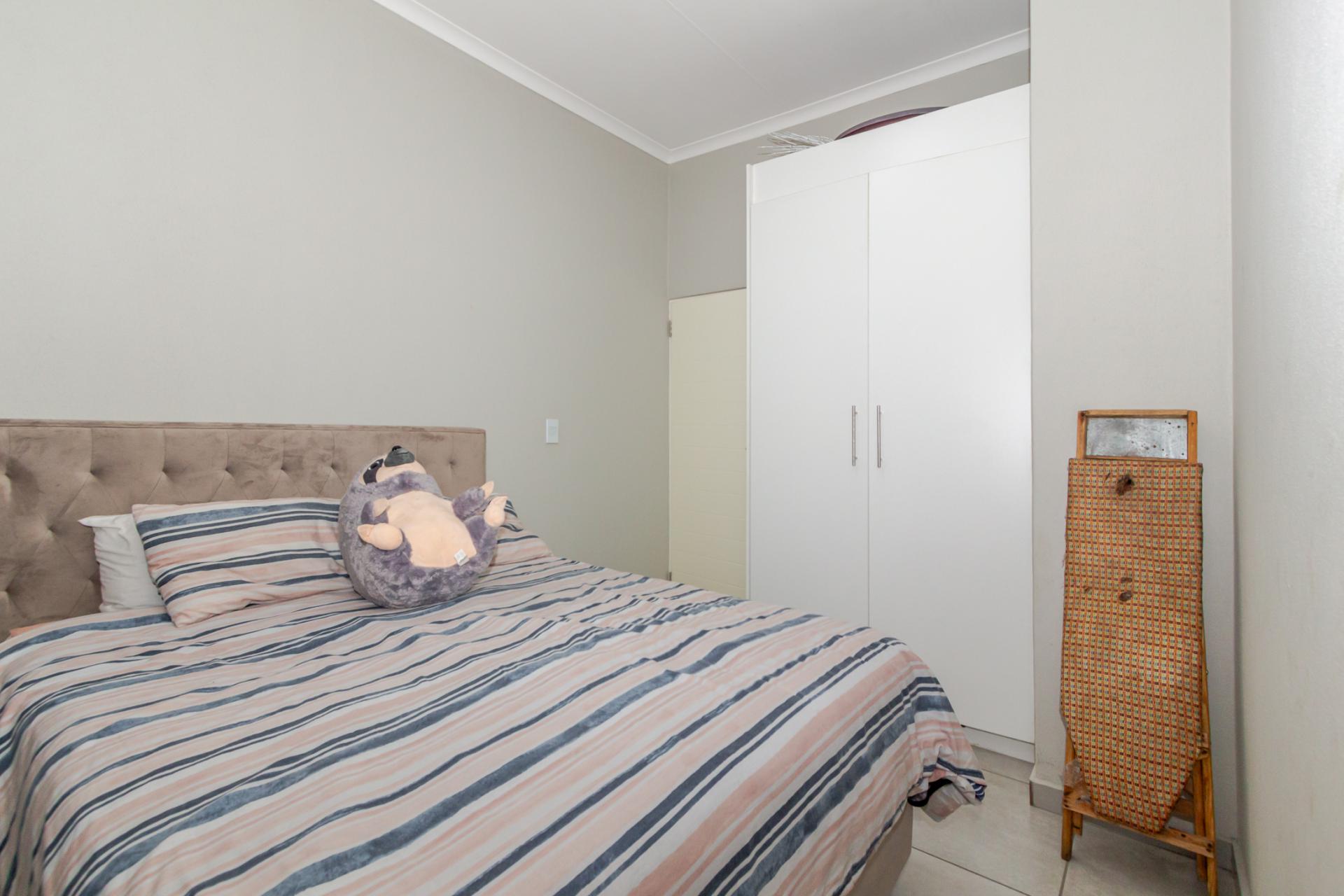  of property in Glen Marais