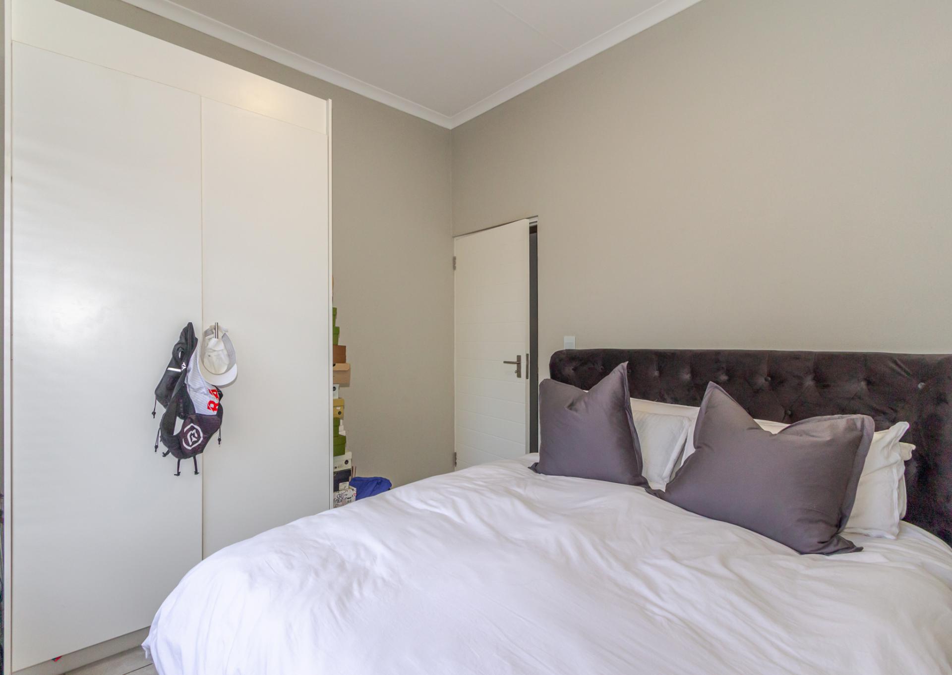  of property in Glen Marais
