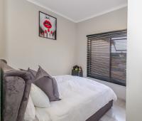  of property in Glen Marais