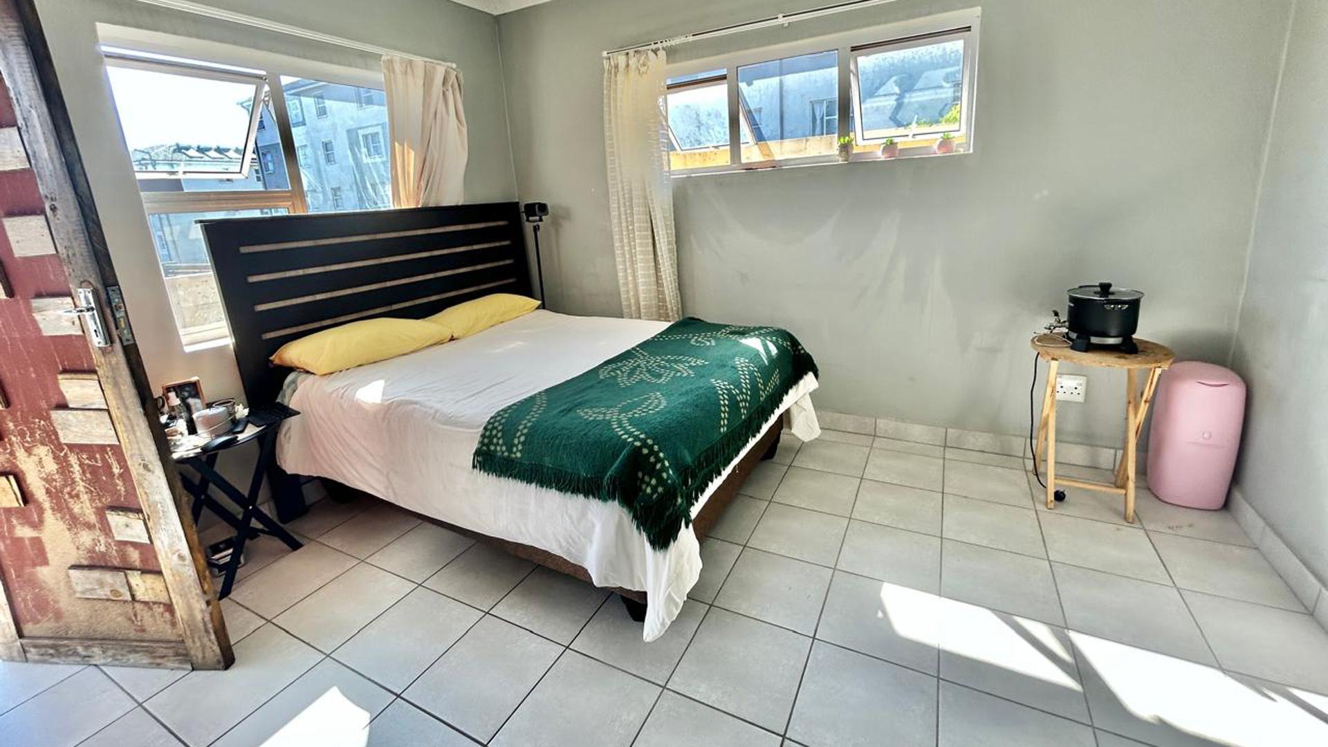 Flatlet of property in Riverside View