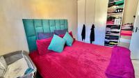 Bed Room 1 of property in Riverside View