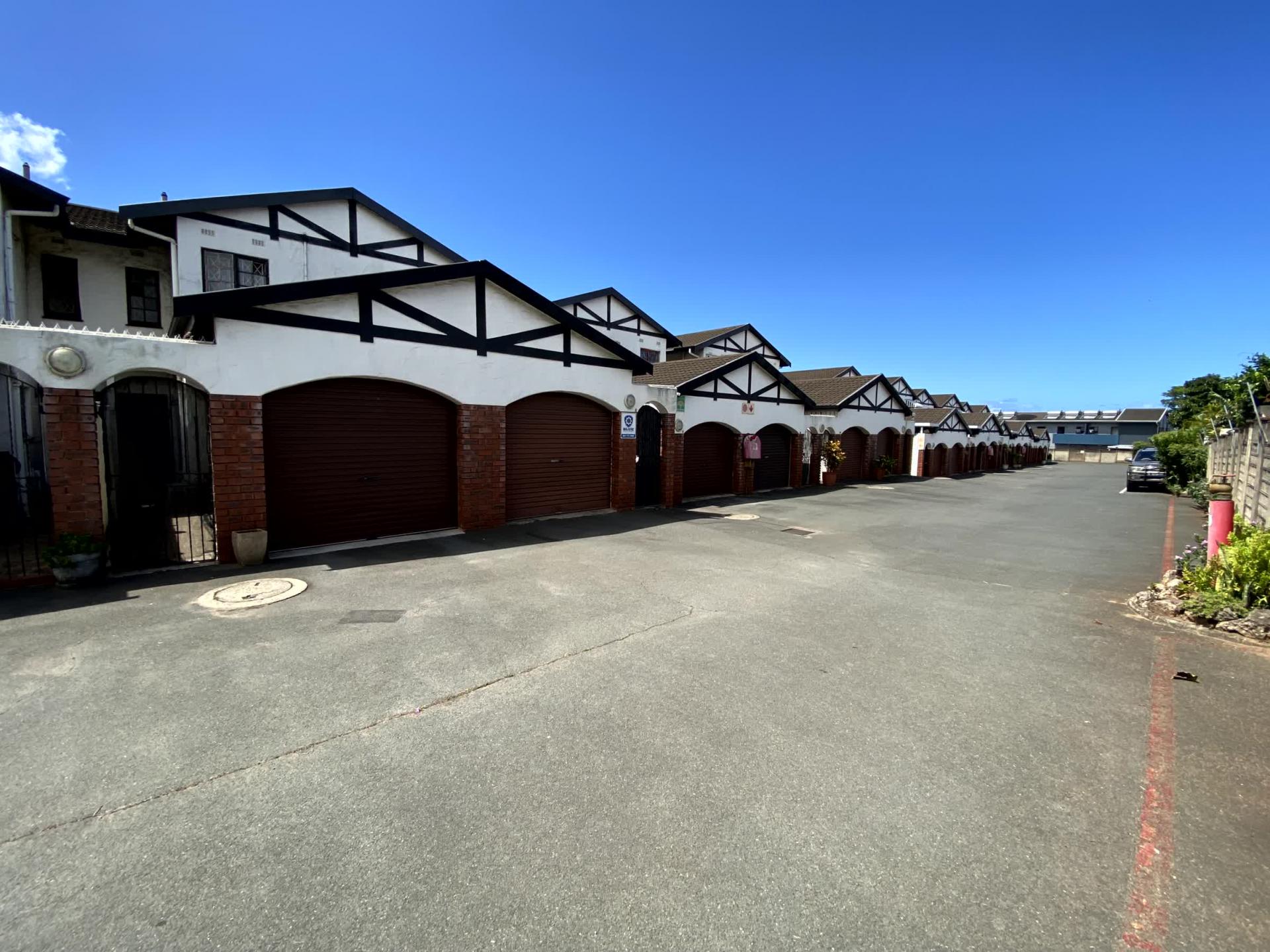  of property in Montclair (Dbn)