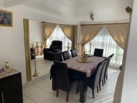  of property in Glenvista