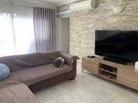  of property in Glenvista