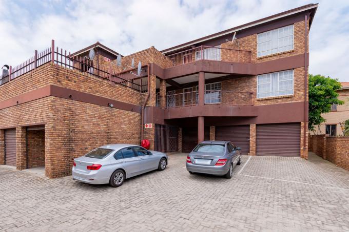 2 Bedroom Apartment for Sale For Sale in Croydon - MR713269