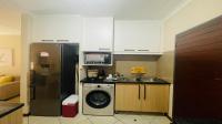 Kitchen of property in Sagewood