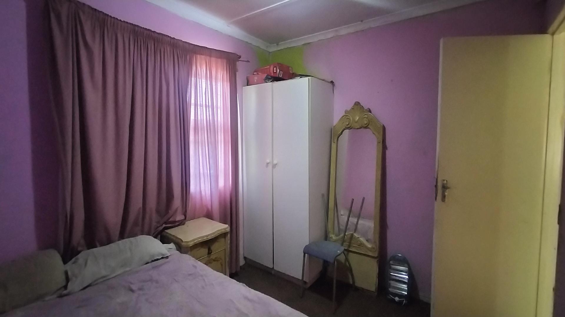 Bed Room 2 of property in Bethelsdorp