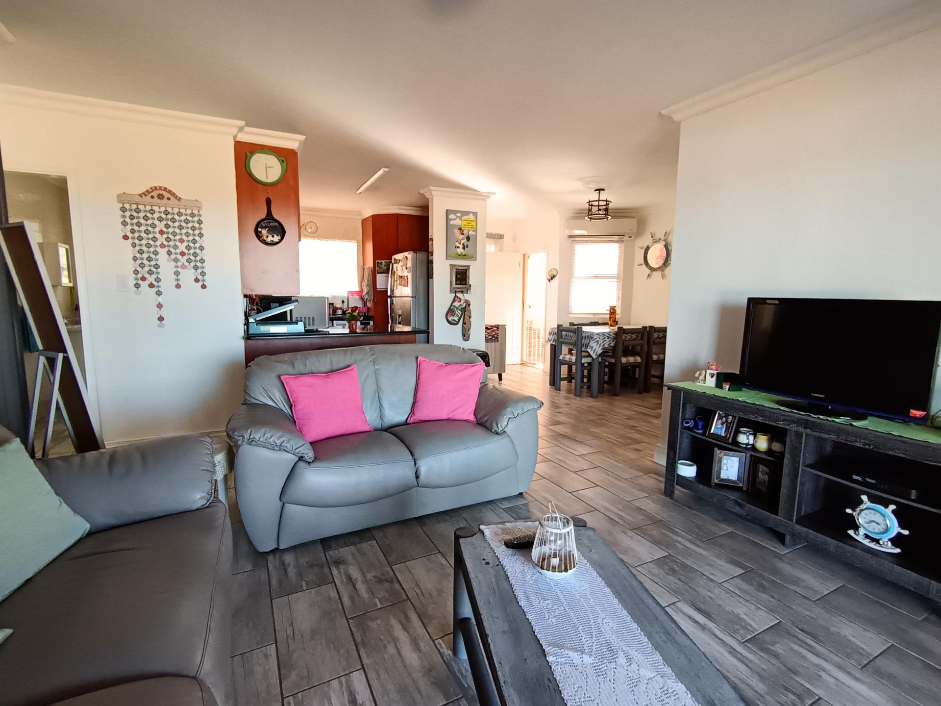  of property in Hibberdene