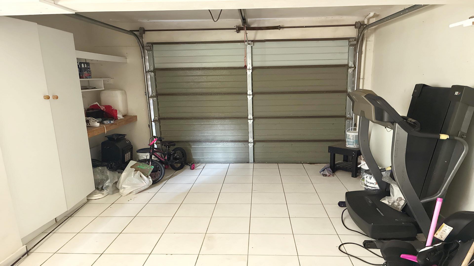 Garage of property in Winterstrand