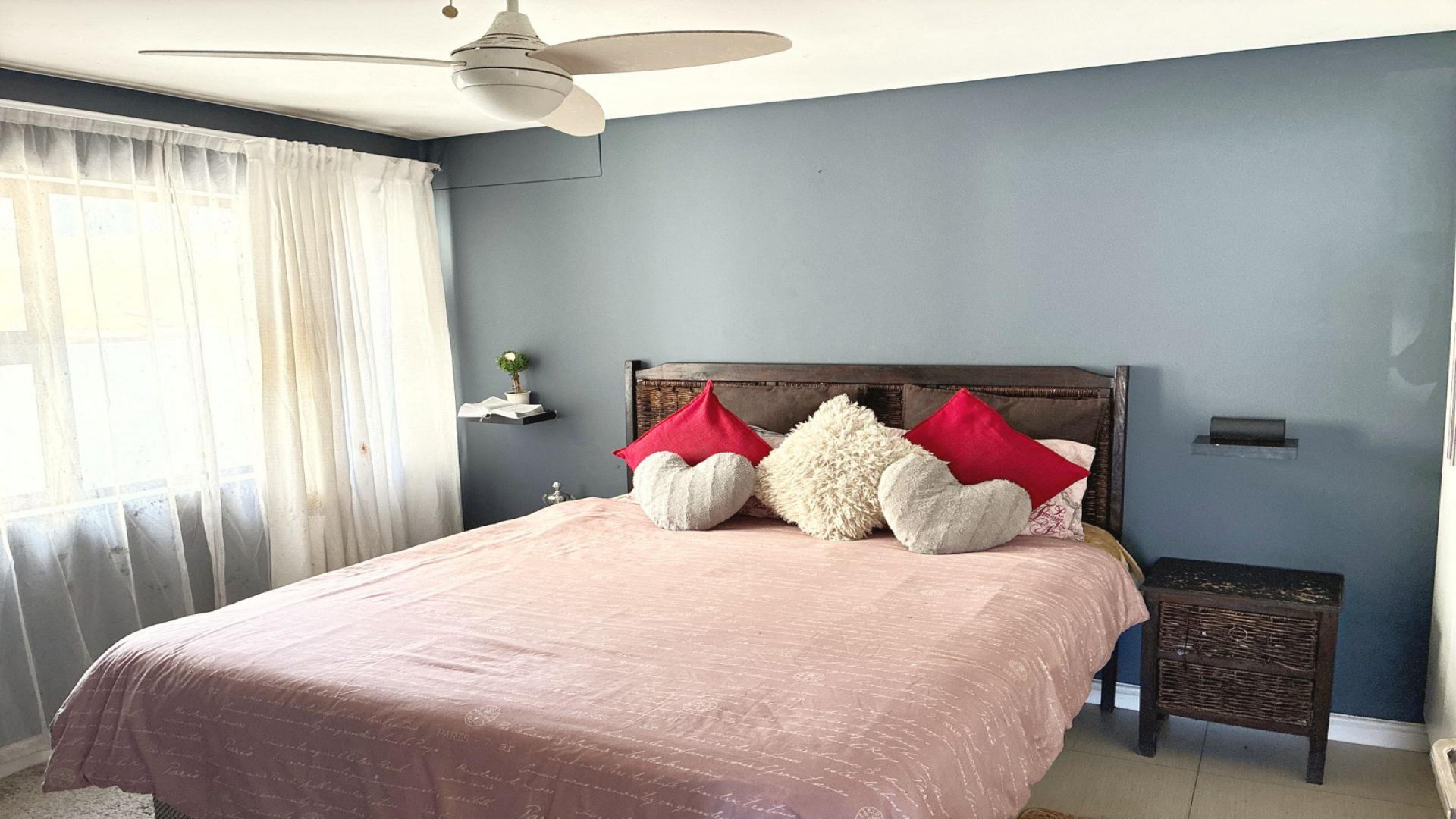 Bed Room 2 of property in Winterstrand