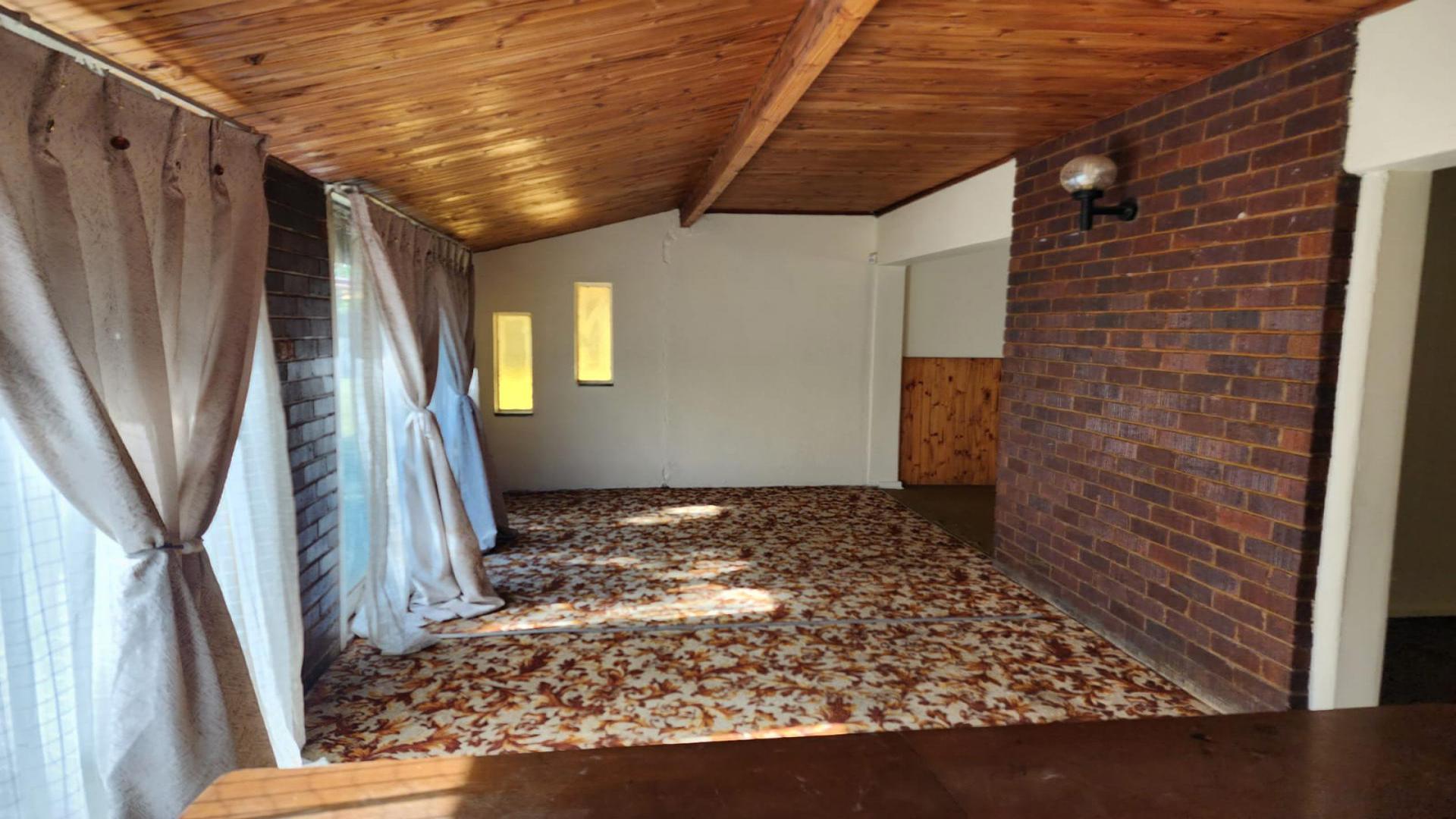 Dining Room of property in Sasolburg