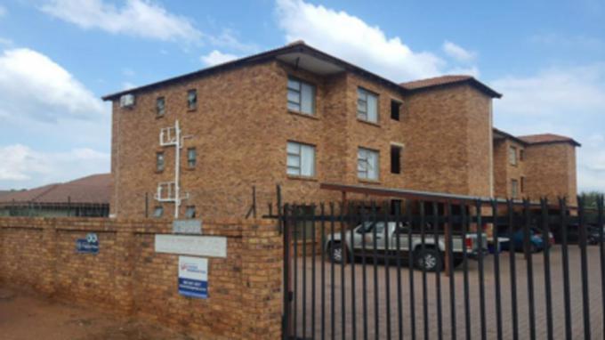 SA Home Loans Sale in Execution 2 Bedroom Sectional Title for Sale in Lephalale (Ellisras) - MR713303