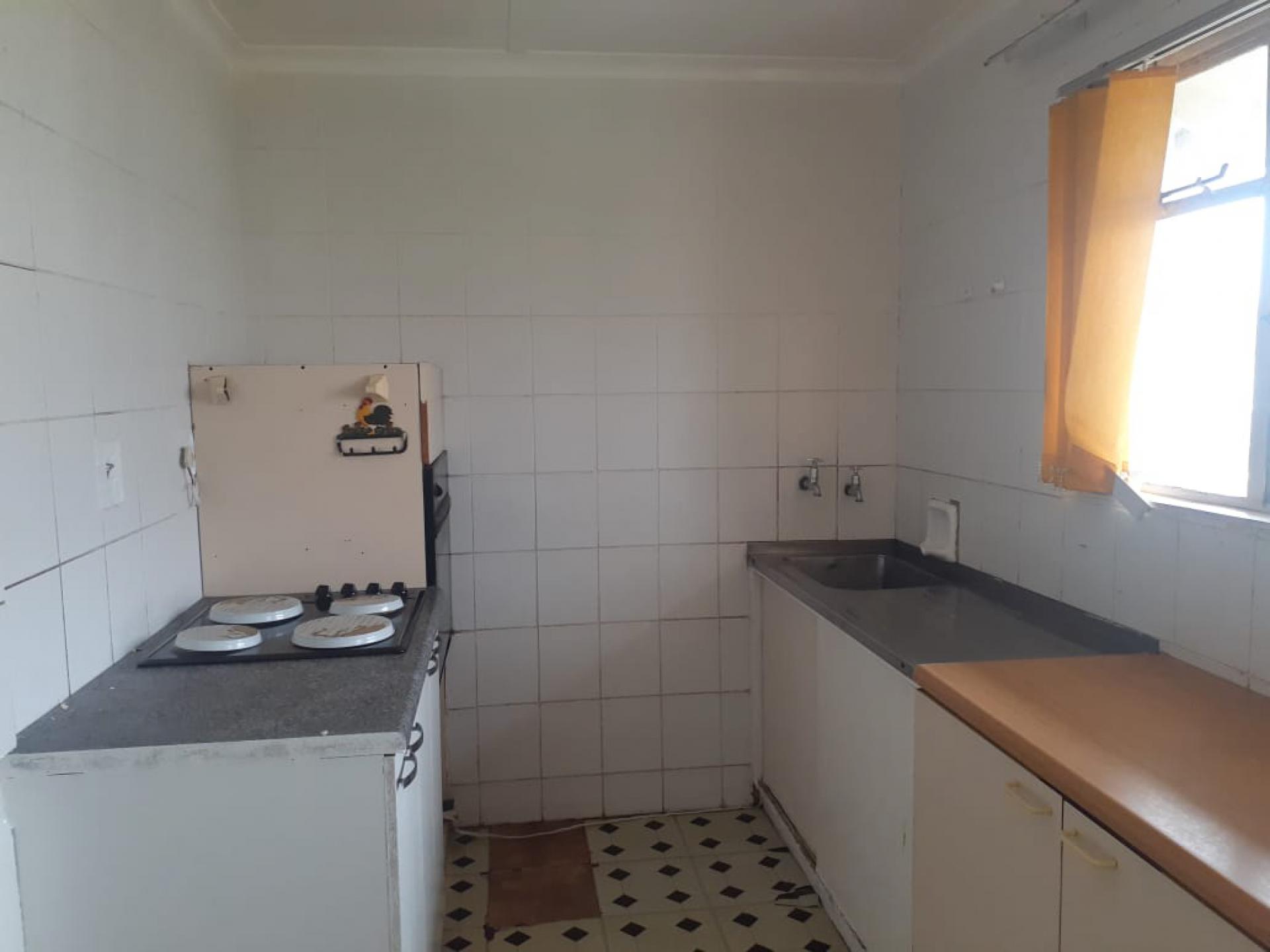  of property in Algoa Park