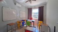 Spaces - 43 square meters of property in Risidale